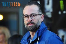 Jason Lee
